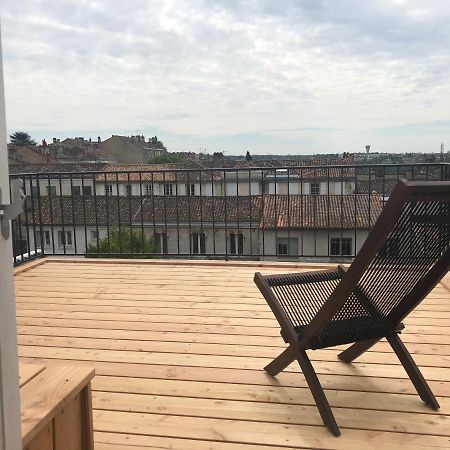 Beautifully Renovated Rooms On Place New York Ангулем Экстерьер фото