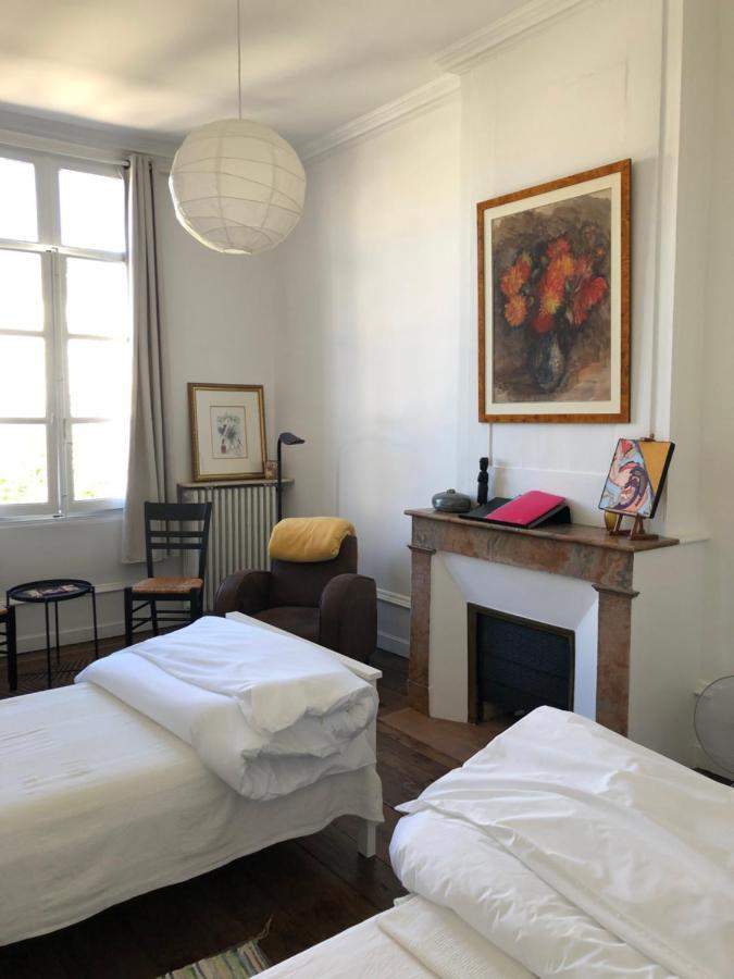 Beautifully Renovated Rooms On Place New York Ангулем Экстерьер фото